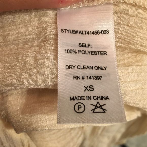 Goregous Bohemian ASTR button up sheer top - Picture 11 of 11